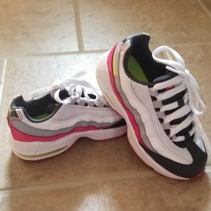 kids nike air max